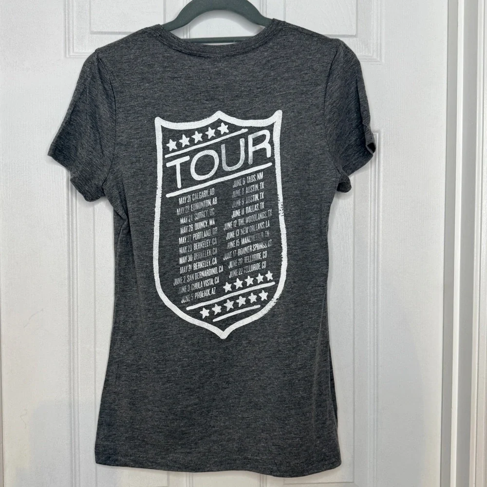 Mumford & Sons graphic tee size small - Picture 2 of 6